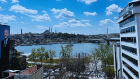 Wonder Homes 7-4BR, 2BA Astounding SeaView Karaköy